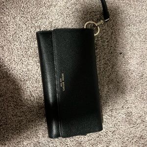 Henri Bendel wallet/wristlet